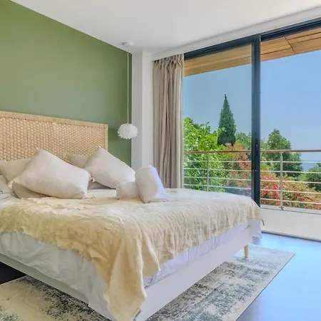 Rooftop In Lavandou, Panoramic View Апартаменты Ле-Лаванду