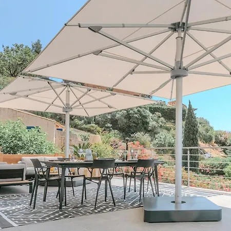 Апартаменты Rooftop In Lavandou, Panoramic View Ле-Лаванду