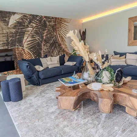 شقة Rooftop In Lavandou, Panoramic View