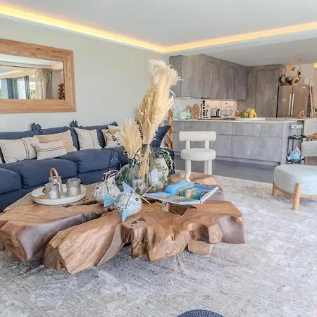 Rooftop In Lavandou, Panoramic View Apartment